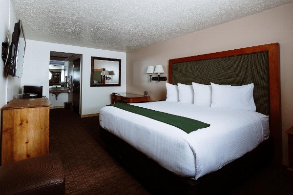Taos Valley Lodge image 10