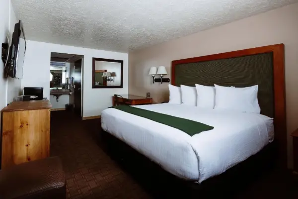 Taos Valley Lodge 10
