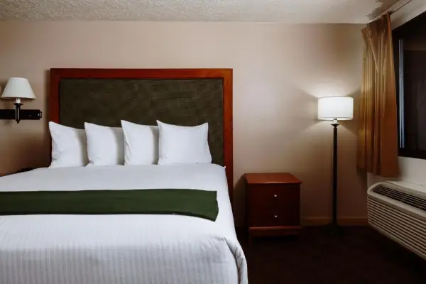 Taos Valley Lodge 7